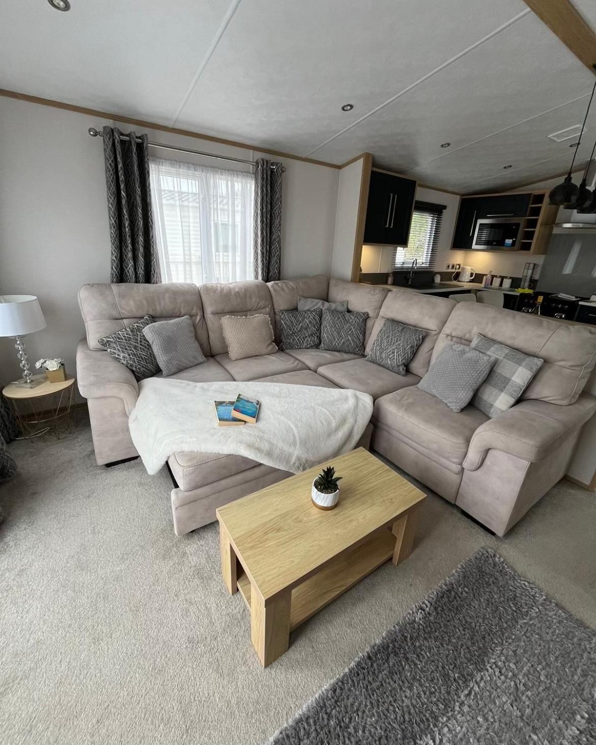 The Luxe Lodge, Skipsea Sands Bridlington Ulrome Экстерьер фото